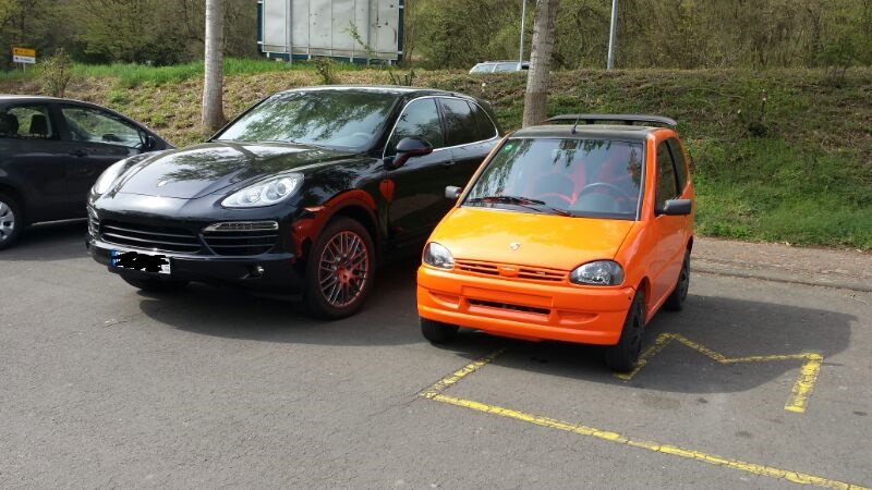 Und hier neben meinem richtigen Auto!