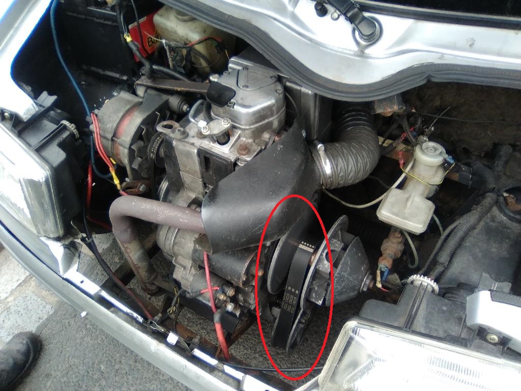 1 Zylinder Diesel Lombardini.jpg