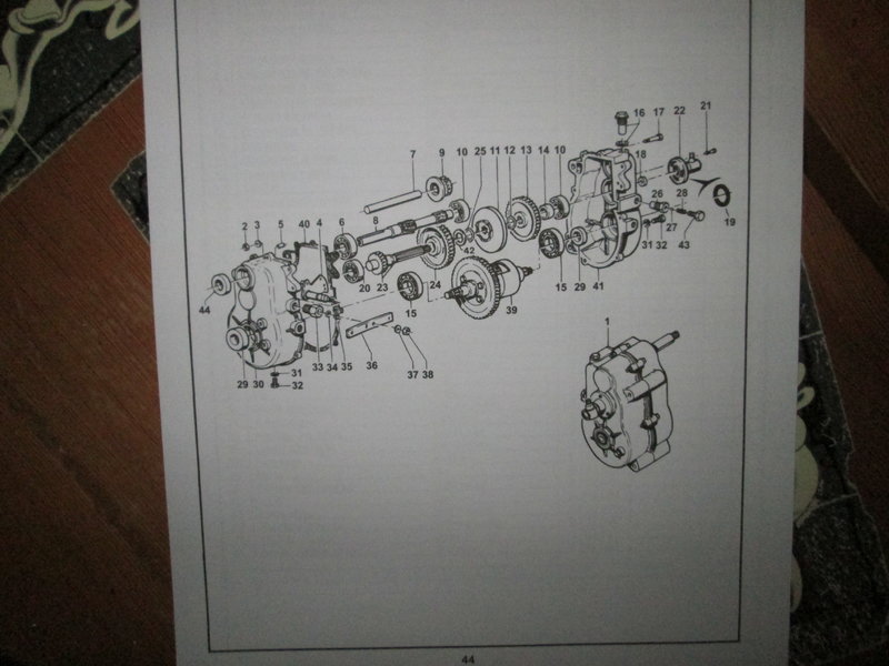 13689615dv.jpg