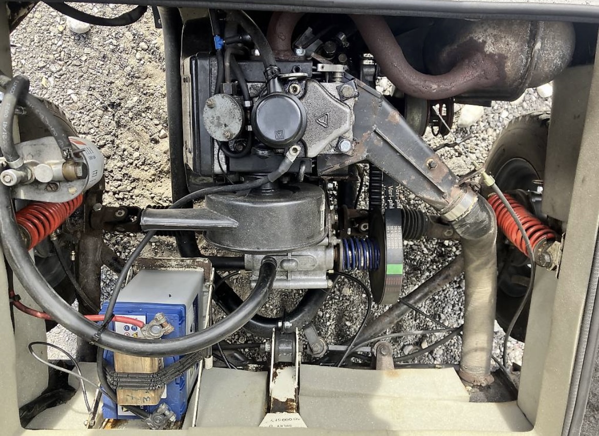 6LD325 Motor Bild.jpeg