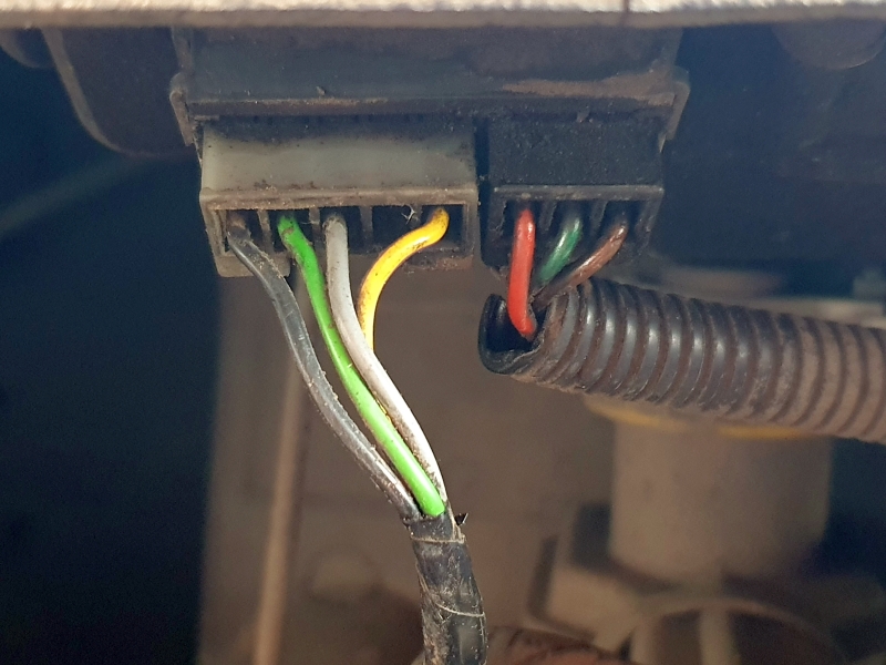 Stecker-Scheibenwischermotor.jpg